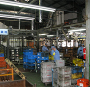 塗装出荷工場内
